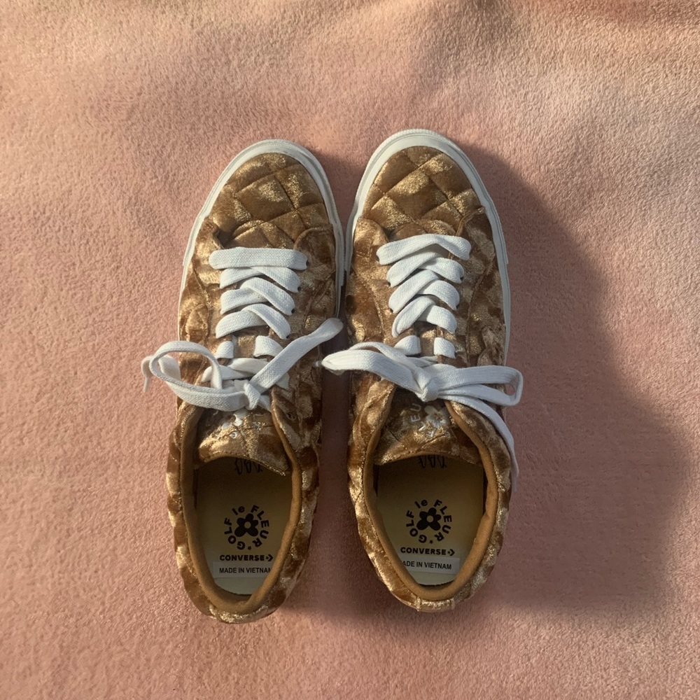 GOLF le FLEUR Converse